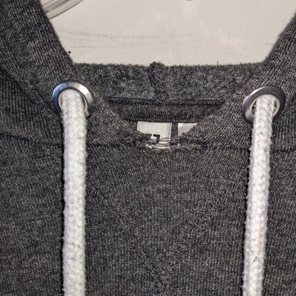 H&M Divided Cropped Basic Grey Hoodie - Picture 3 of 6
